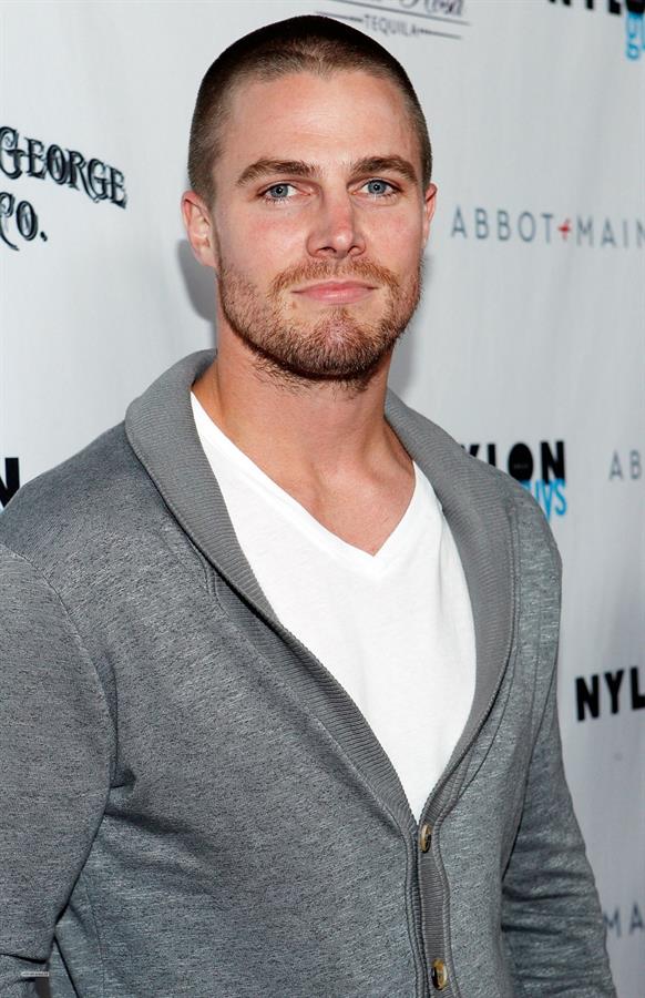 Stephen Amell