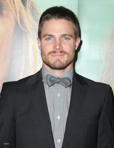 Stephen Amell
