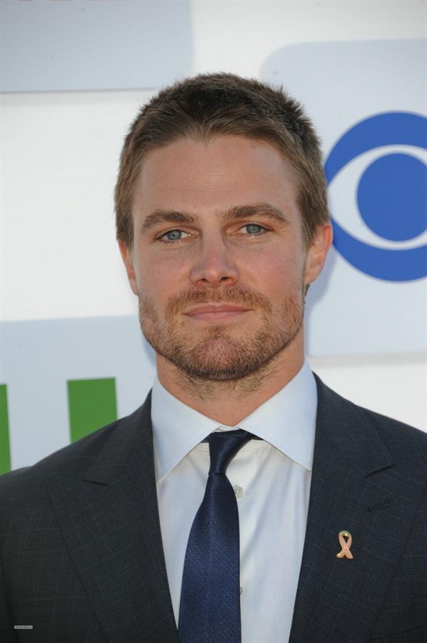 Stephen Amell