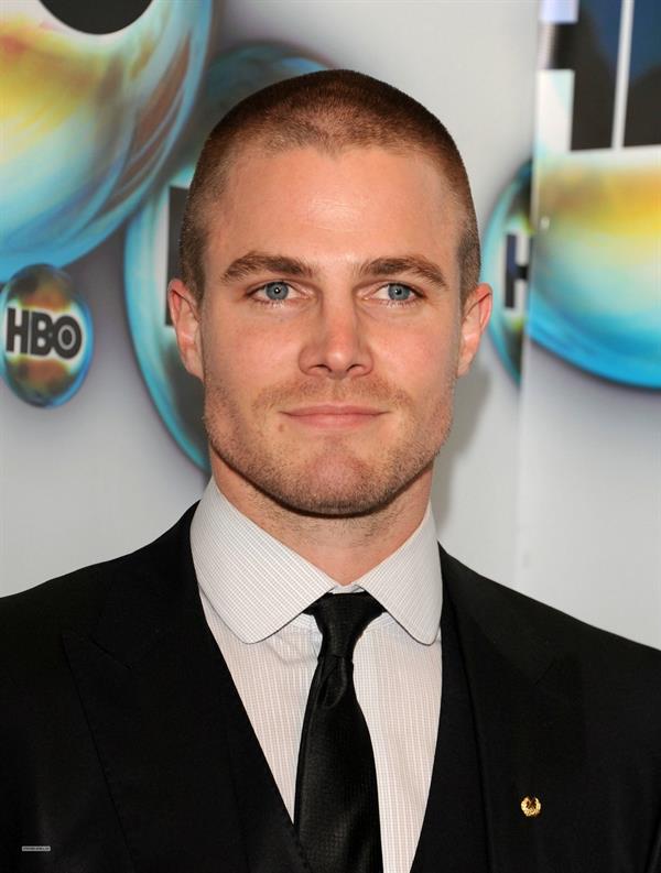 Stephen Amell