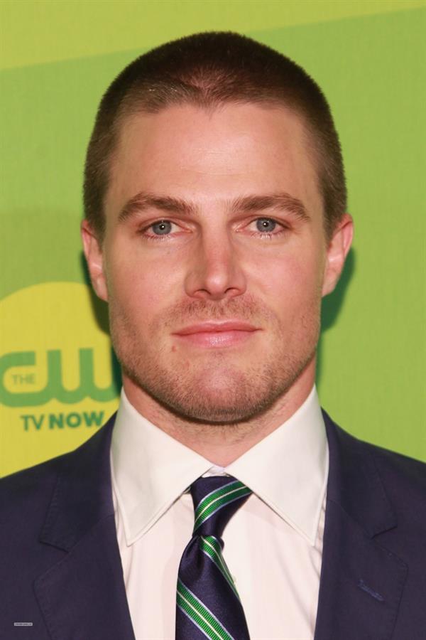 Stephen Amell