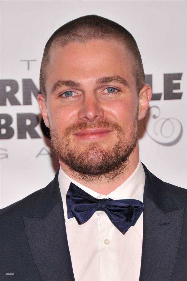 Stephen Amell