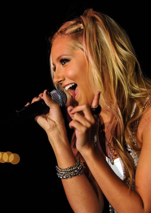 Ashley Tisdale
