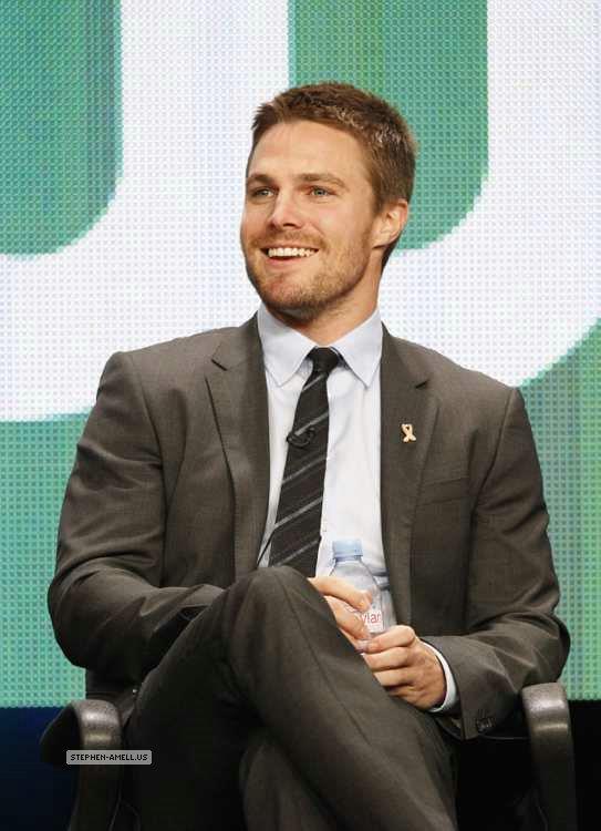 Stephen Amell