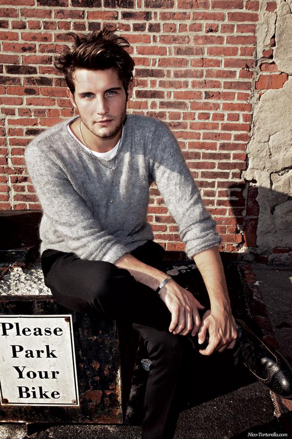 Nico Tortorella