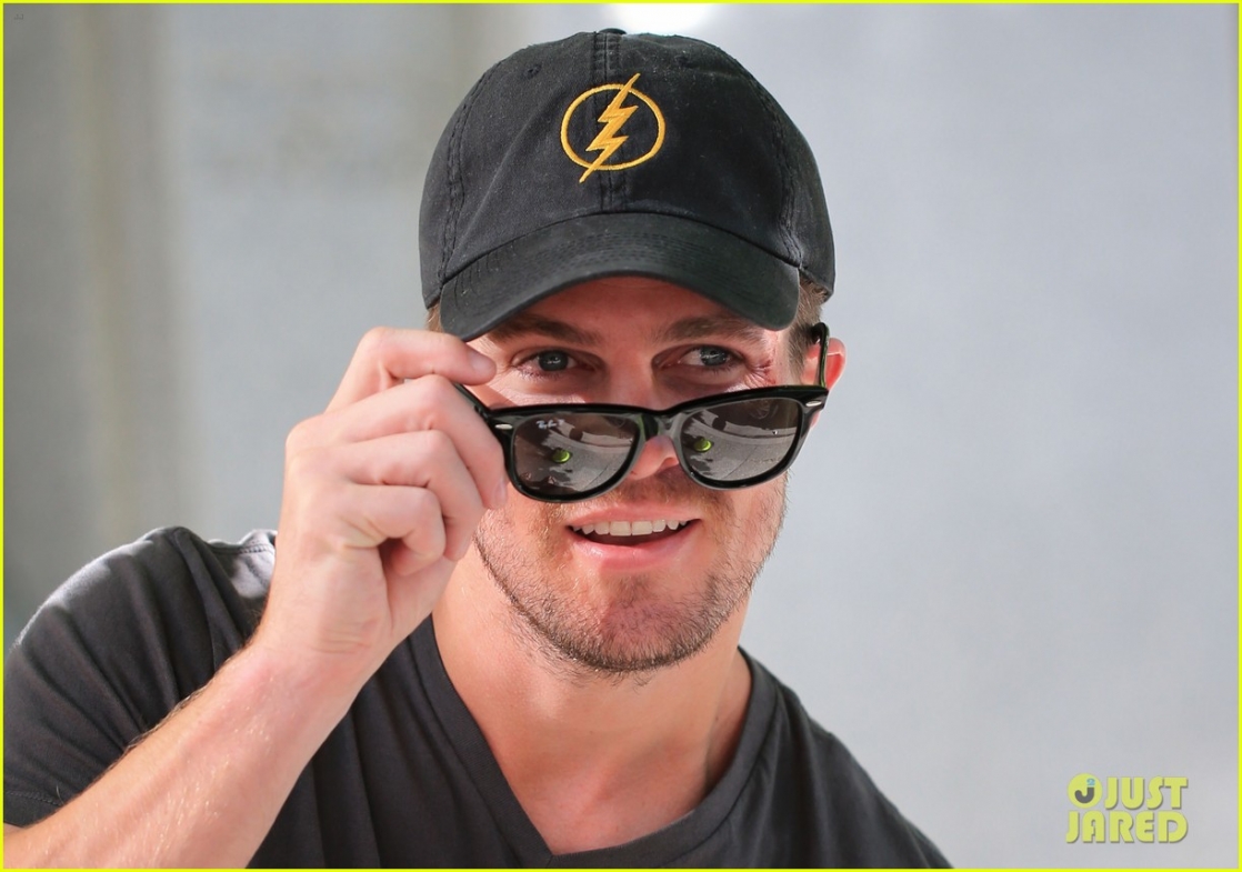 Stephen Amell