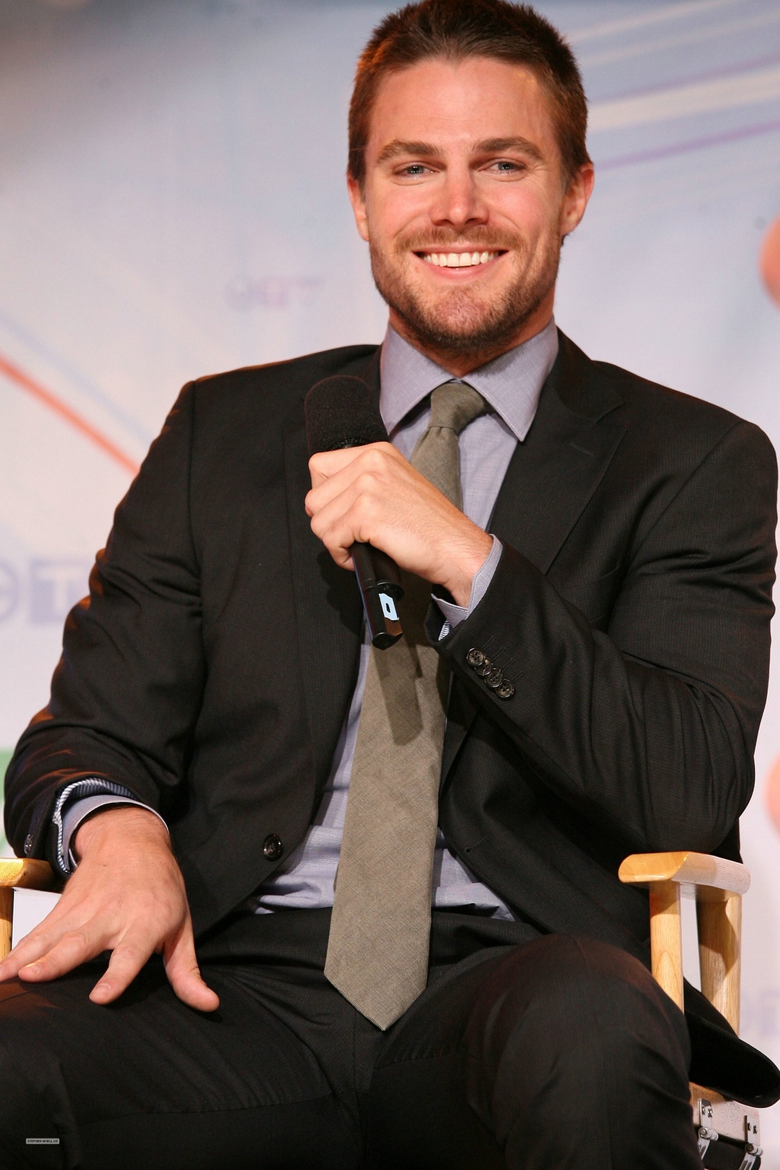 Stephen Amell