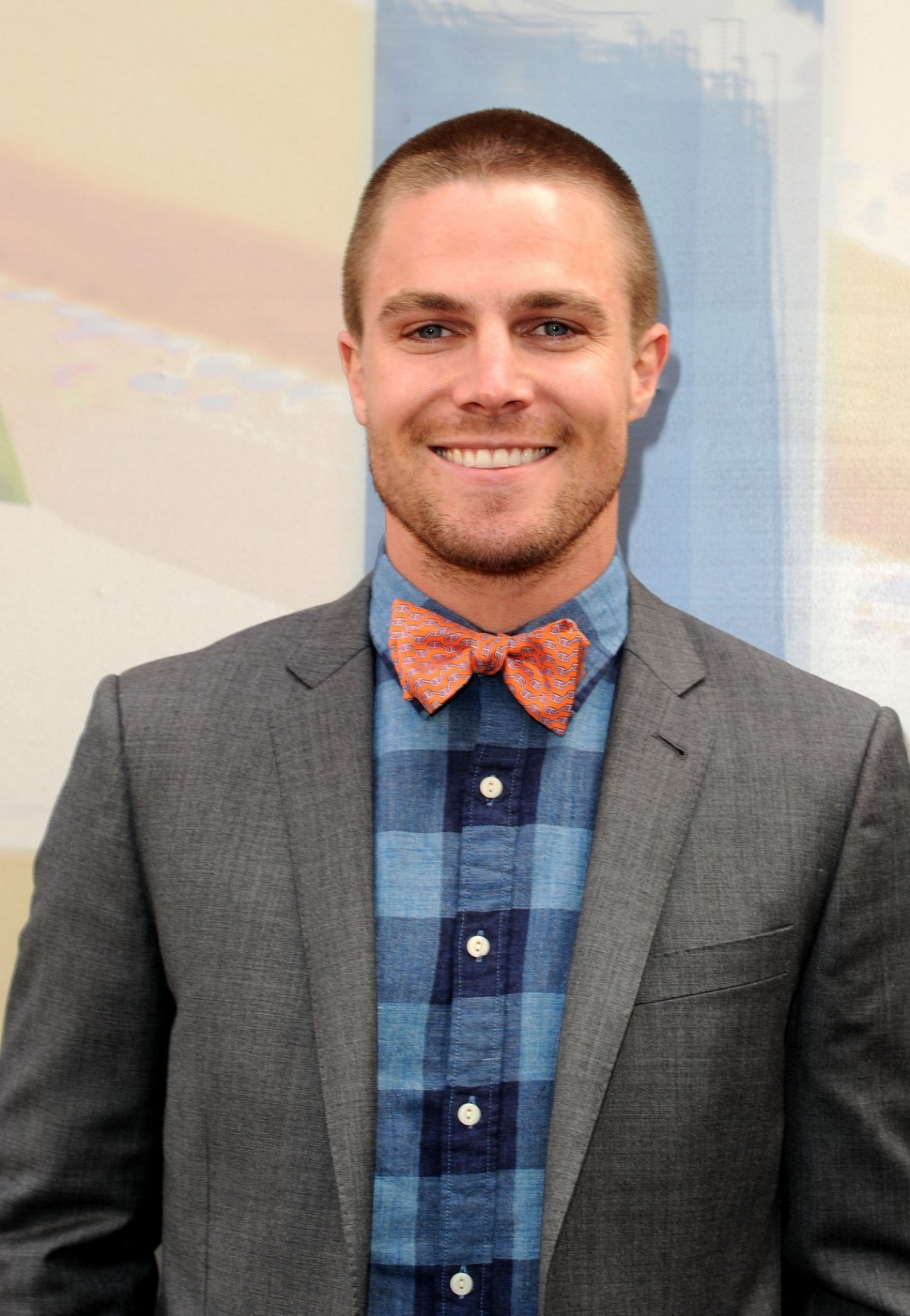 Stephen Amell