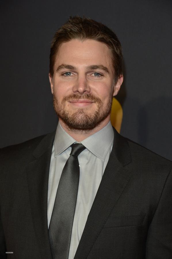 Stephen Amell