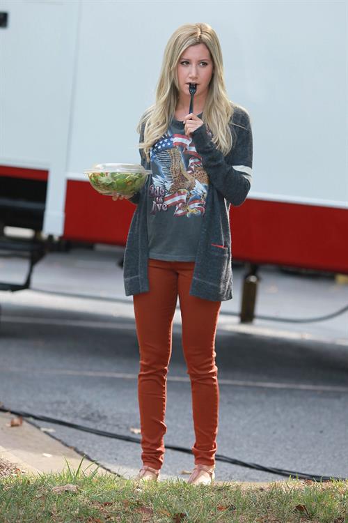 Ashley Tisdale on a lunch break while shooting Scary Movie 5 10/2/12