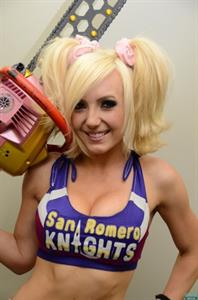 Jessica Nigri as Juliet Starling