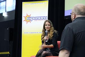 Amy Acker Supernova pop culture expo on July 20, 2011