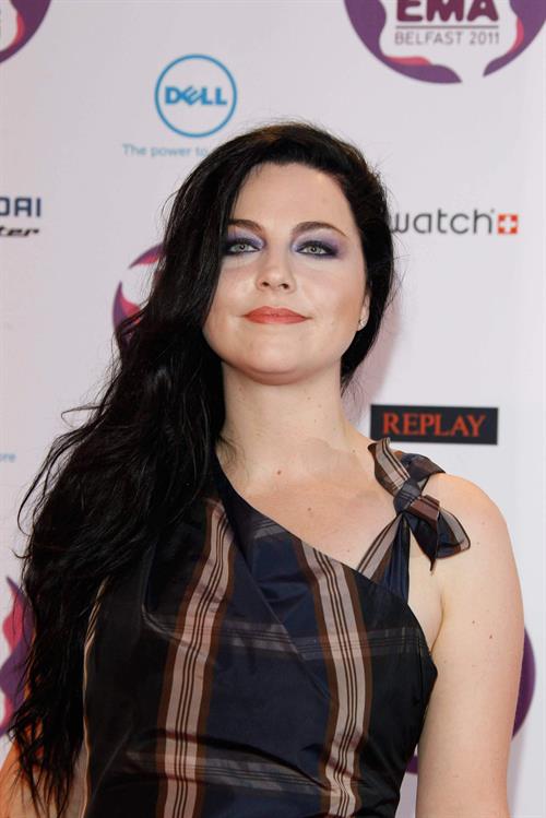 Amy Lee attends the 2011 MTV European Music Awards in Belfast Ireland on November 6, 2011