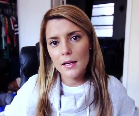 Grace Helbig Hot