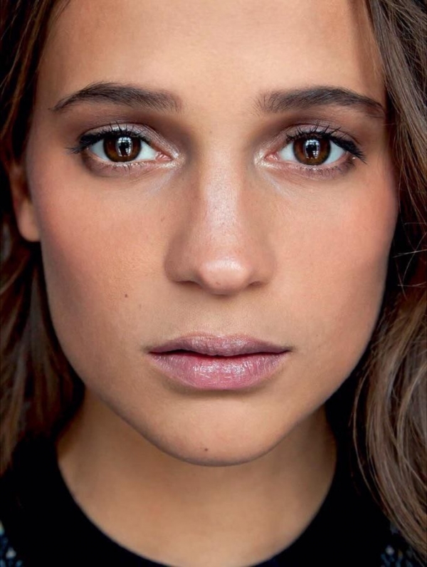 Alicia Vikander