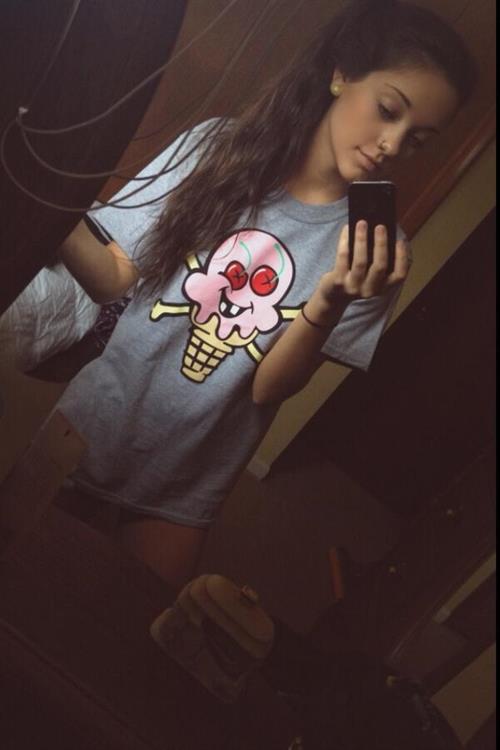 Casey Ledford taking a selfie