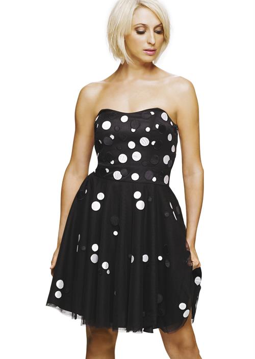 Ali Bastian unknown photoshoot 