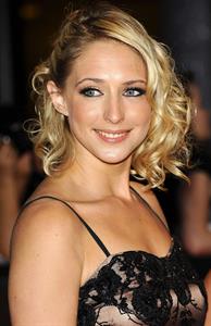 Ali Bastian Water for Elephants Premiere on May 3, 2011 