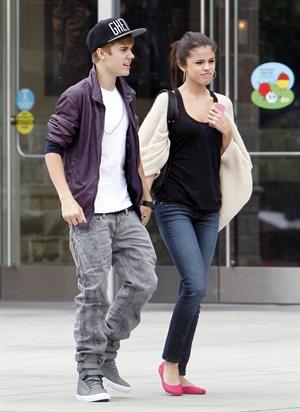 Selena Gomez and Justin Bieber in Los Angeles on September 16, 2011