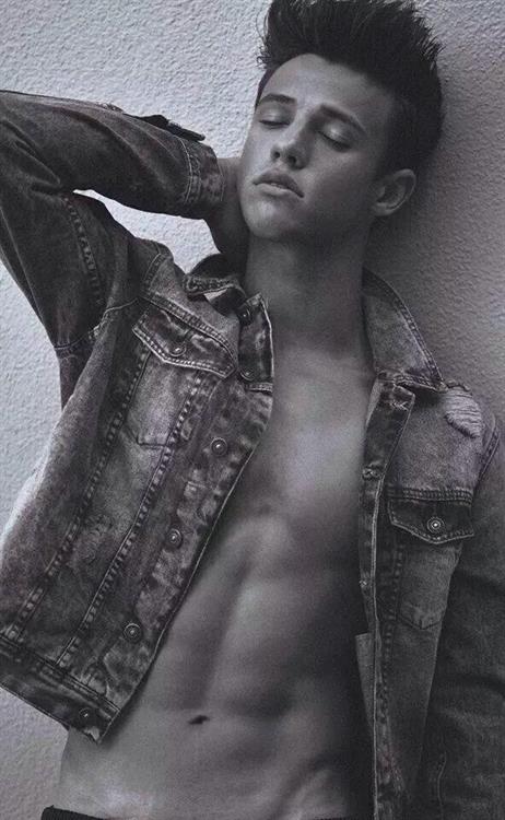 Cameron Dallas