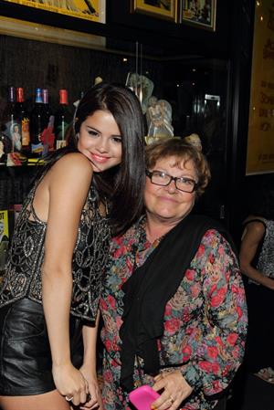 Selena Gomez at the Marilyn Monroe exhibit at the Hollywood Museum on May 30, 2012