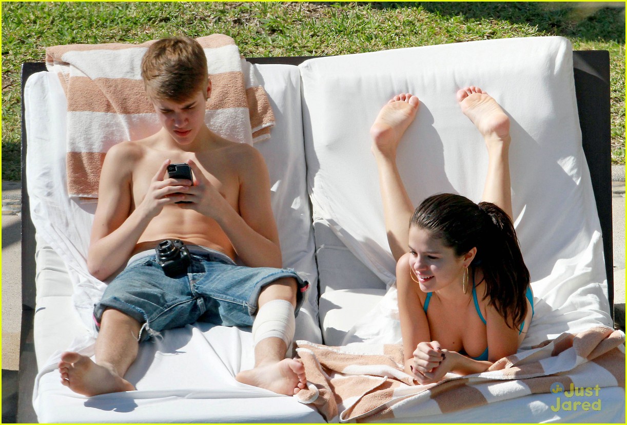Selena Gomez on vacation in Mexico on December 7, 2011