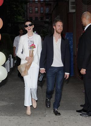 Anne Hathaway Stella McCartney Spring 2012 Presentation Dinner on June 11, 2012