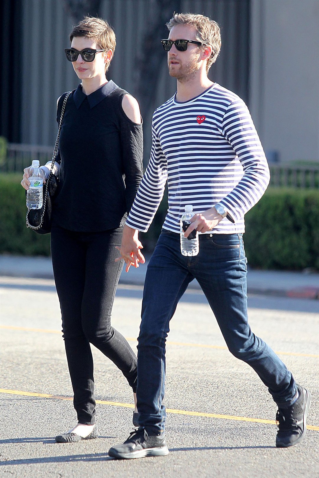 Anne Hathaway shopping in Los Angeles on June 22, 2012
