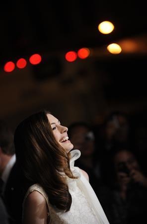 Anne Hathaway Love & Other Drugs screening at the DGA Theater in New York City on November 16, 2010