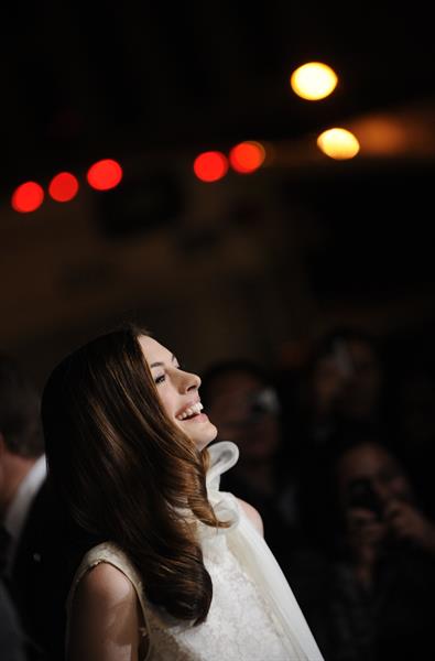 Anne Hathaway Love & Other Drugs screening at the DGA Theater in New York City on November 16, 2010
