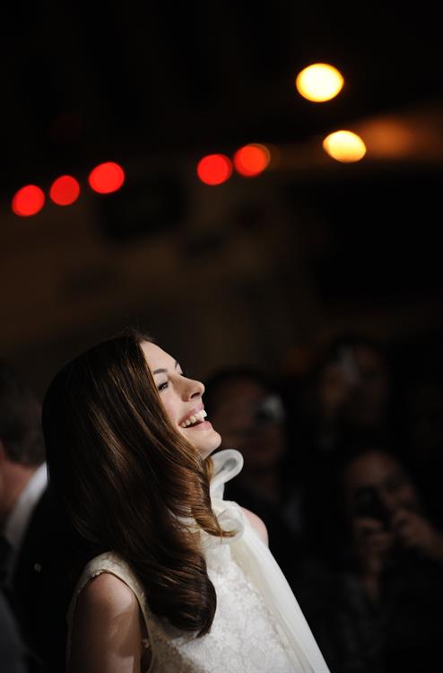 Anne Hathaway Love & Other Drugs screening at the DGA Theater in New York City on November 16, 2010