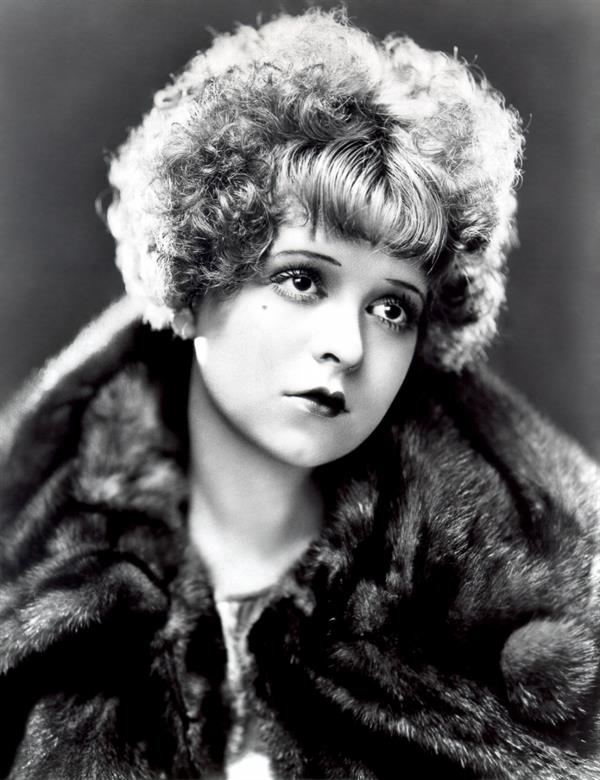 Clara Bow