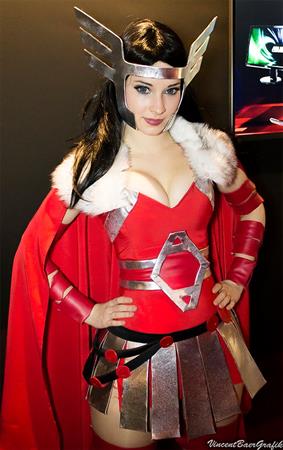 Enji Night as Sif