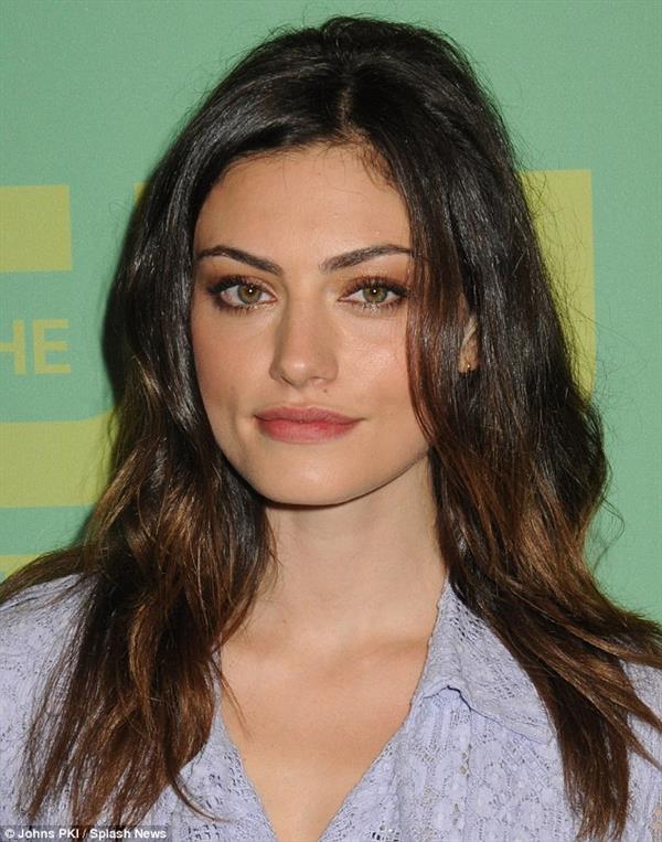 Phoebe Tonkin