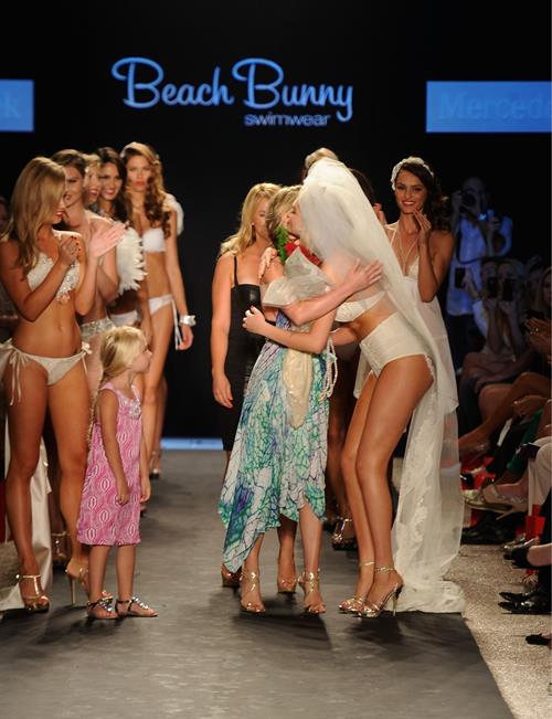 Kate Upton in lingerie