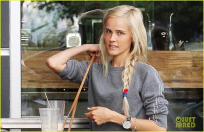 Isabel Lucas