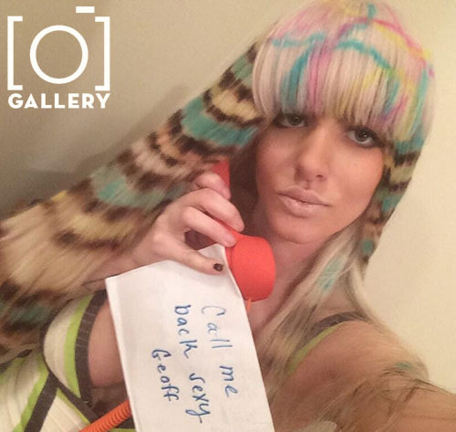 Gabi Grecko taking a selfie