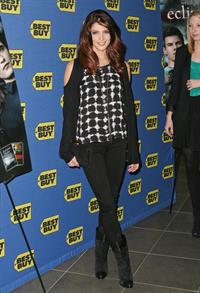 Ashley Greene Twilight Saga Eclipse signing Best Buy in New York on December 17, 2010