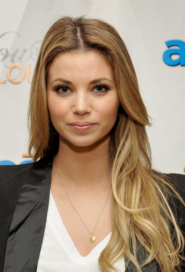 Amber Lancaster Stuff You Must Lounge produced by On 3 Productions on January 14, 2011
