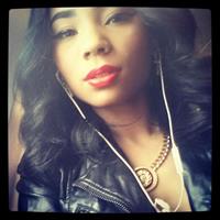 Stephanie George taking a selfie