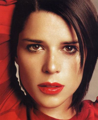 Neve Campbell