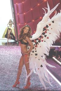 Alessandra Ambrosio in lingerie