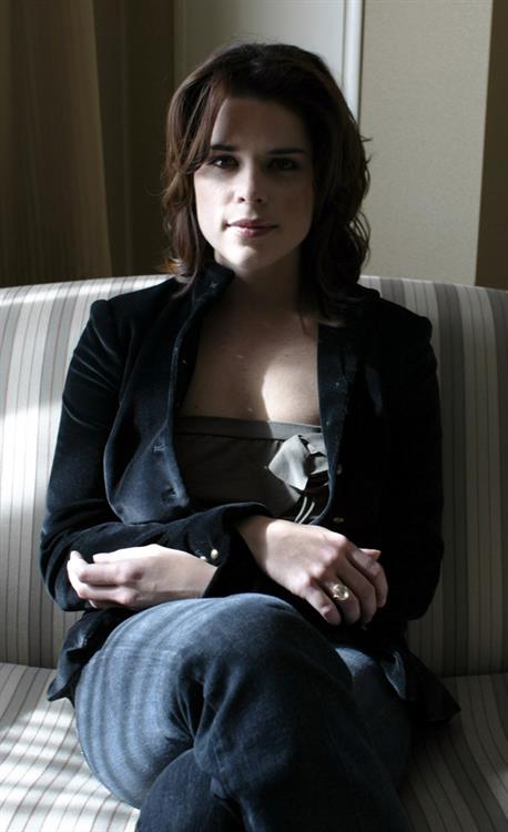 Neve Campbell