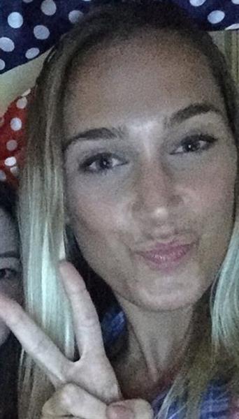 Chloe Steinbeck taking a selfie