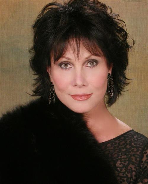 Michele Lee