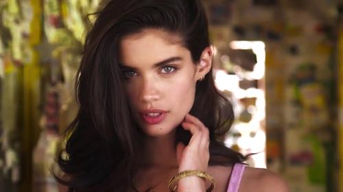 Sara Sampaio