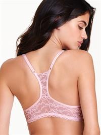 Sara Sampaio in lingerie