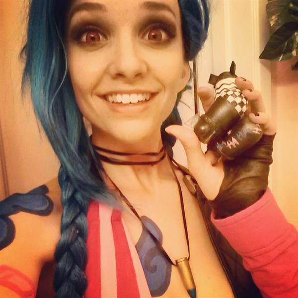 Lyz Brickley - Jinx Cosplay