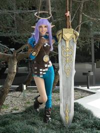 Lyz Brickley - Castanic Slayer Cosplay
