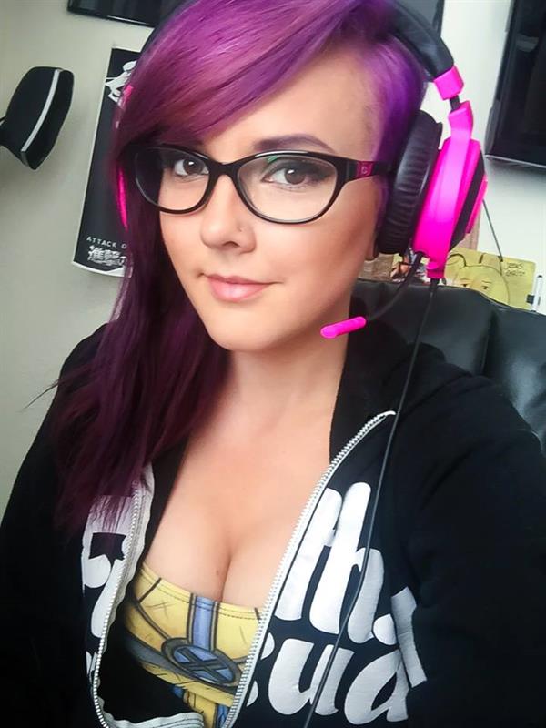 Darshelle Stevens taking a selfie